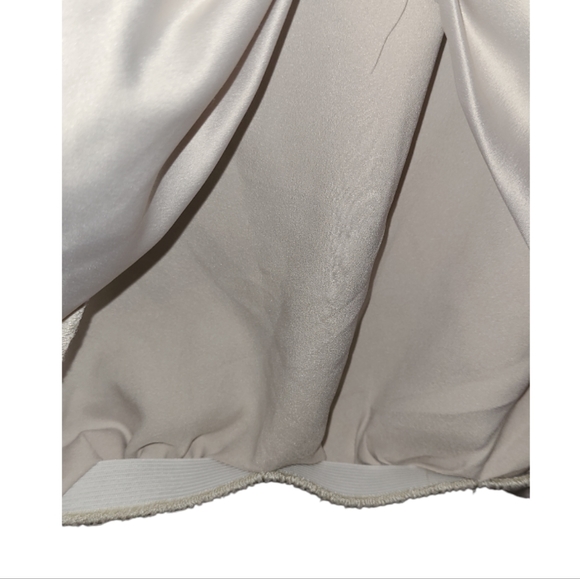 2/$45! Dynamite Cropped Longsleeve Blouse - Picture 7 of 10